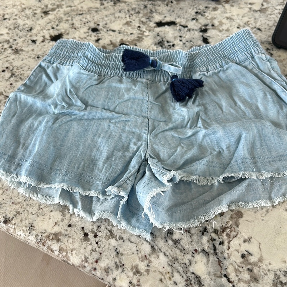 Vineyard Vines drawstring shorts
